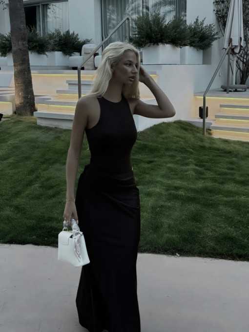 Vestido Satén Negro